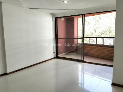 Apartamento de 3 alcobas en venta en Loma Linda, Sabaneta, 98 m² · foto 5 de 20