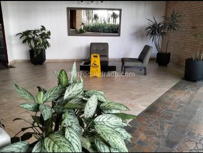 Apartamento de 3 alcobas en venta en Loma Linda, Sabaneta, 98 m² · foto 19 de 20