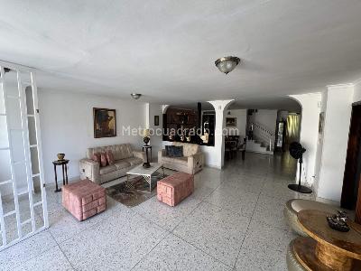 Casa de 4 alcobas en venta en Altos De Riomar, Barranquilla, 280 m² · foto 3 de 20