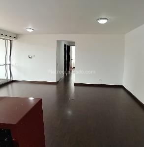 Apartamento de 3 alcobas en venta en Loma Linda, Sabaneta, 93 m² · foto 9 de 20