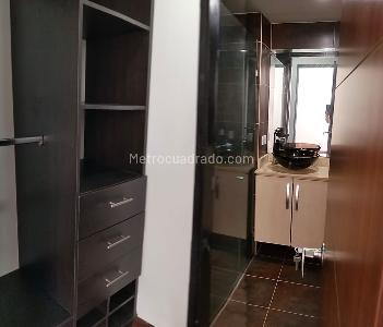 Apartamento de 3 alcobas en venta en Loma Linda, Sabaneta, 93 m² · foto 13 de 20