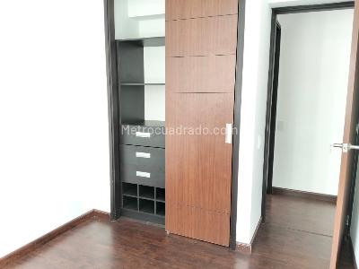 Apartamento de 3 alcobas en venta en Loma Linda, Sabaneta, 93 m² · foto 16 de 20