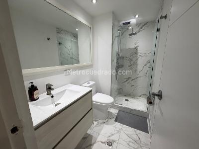 Apartamento de 4 alcobas en arriendo en El Poblado, Medellín, 144 m² · foto 5 de 20