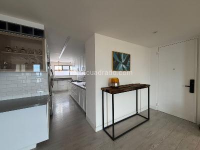 Apartamento de 4 alcobas en arriendo en El Poblado, Medellín, 144 m² · foto 17 de 20