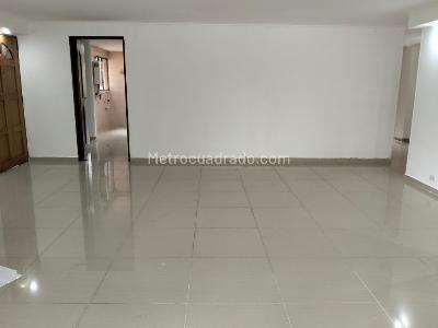Apartamento en arriendo en Milla De Oro, Medellín · foto 8 de 20