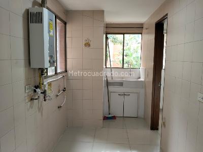 Apartamento en arriendo en Milla De Oro, Medellín · foto 10 de 20