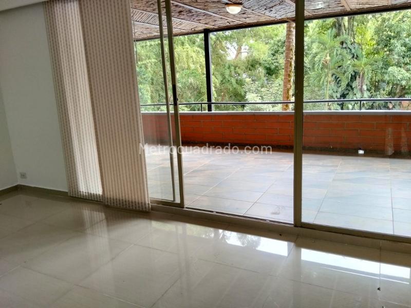 4BR Apartment in Milla De Oro (175 m²) - 4