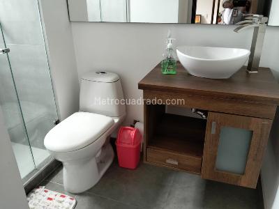 Apartamento de 4 alcobas en venta en El Poblado, Medellín, 186 m² · foto 5 de 16