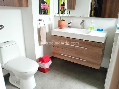 Apartamento de 4 alcobas en venta en El Poblado, Medellín, 186 m² · foto 14 de 16