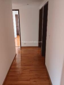 Apartamento en venta en Santa Barbara Central, Bogotá · foto 9 de 18
