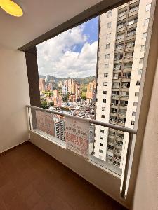 Apartamento de 3 alcobas en arriendo en Hospital, Sabaneta, 67 m² · foto 3 de 18