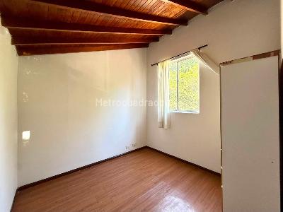 Casa de 3 alcobas en venta en La Mota, Medellín, 63 m² · foto 7 de 15