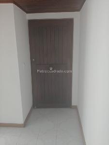 Apartamento en venta en Santa Barbara Central, Bogotá · foto 3 de 18