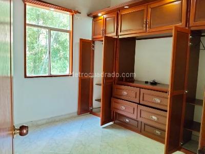 Apartamento de 3 alcobas en venta en Maria Auxiliadora, Sabaneta, 60 m² · foto 5 de 18