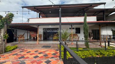 Country house for rent in Las Antillas, Envigado