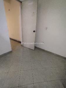 Casa de 3 alcobas en arriendo en Bombona, Medellín, 105 m² · foto 4 de 14