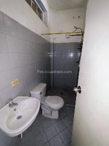 Casa de 3 alcobas en arriendo en Bombona, Medellín, 105 m² · foto 13 de 14