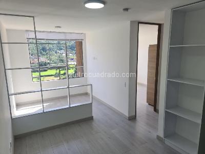Apartaestudio en venta en La Granja Norte, Bogotá, 35 m² · foto 4 de 11