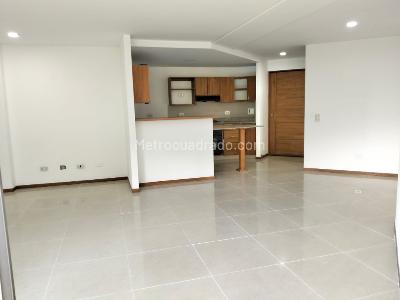 Apartamento de 3 alcobas en arriendo en Loma Linda, Sabaneta, 113 m² · foto 4 de 20