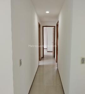 Apartamento de 3 alcobas en arriendo en Loma Linda, Sabaneta, 113 m² · foto 9 de 20