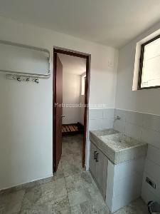 Apartamento de 4 alcobas en arriendo en La Aguacatala, Medellín, 110 m² · foto 3 de 20