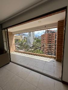 Apartamento de 4 alcobas en arriendo en La Aguacatala, Medellín, 110 m² · foto 6 de 20