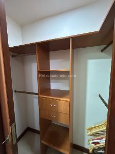 Apartamento de 4 alcobas en arriendo en La Aguacatala, Medellín, 110 m² · foto 13 de 20