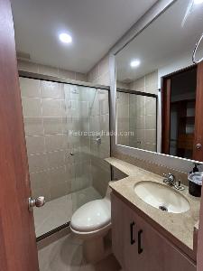 Apartamento de 4 alcobas en arriendo en La Aguacatala, Medellín, 110 m² · foto 19 de 20