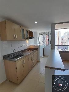 Apartamento de 3 alcobas en arriendo en Loma De San Jose, Sabaneta, 105 m² · foto 3 de 20