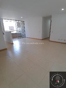 Apartamento de 3 alcobas en arriendo en Loma De San Jose, Sabaneta, 105 m² · foto 8 de 20