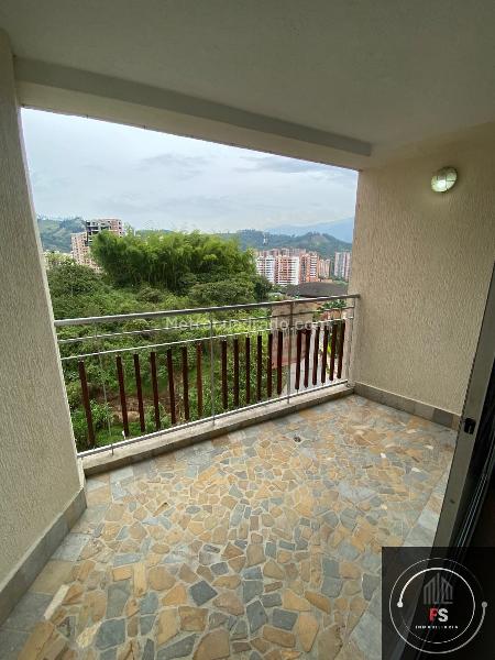 Spacious 3-Bedroom Apartment in Las Lomitas, Sabaneta - 2