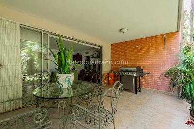 Casa de 4 alcobas en venta en Loma De Las Brujas, Envigado, 282 m² · foto 17 de 20