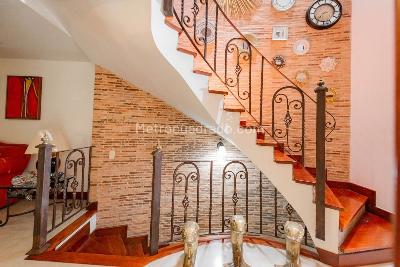 Casa de 4 alcobas en venta en Loma De Las Brujas, Envigado, 282 m² · foto 5 de 20