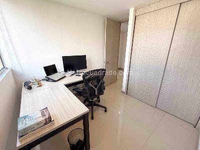 Apartamento de 3 alcobas en venta en Puertas De Mayorca, Sabaneta, 70 m² · foto 11 de 20