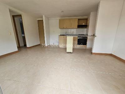 Apartamento de 3 alcobas en venta en San Remo, Sabaneta, 70 m² · foto 2 de 12