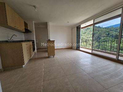 Apartamento de 3 alcobas en venta en San Remo, Sabaneta, 70 m² · foto 3 de 12
