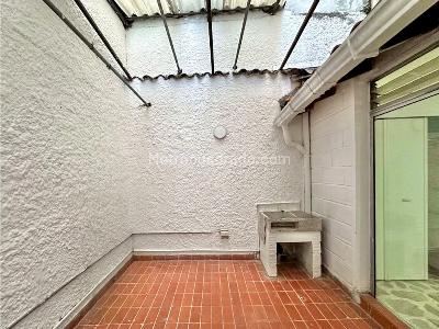 Apartaestudio en venta en Laureles, Medellín, 60 m² · foto 13 de 17