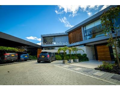 Casa de 5 alcobas en venta en Alto De Las Palmas, Envigado, 1900 m² · foto 7 de 20