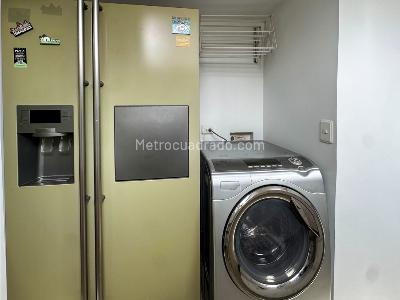 Apartamento en venta en El Poblado, Medellín · foto 4 de 18