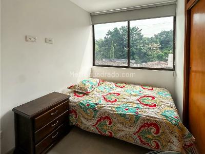 Apartamento en venta en El Poblado, Medellín · foto 6 de 18