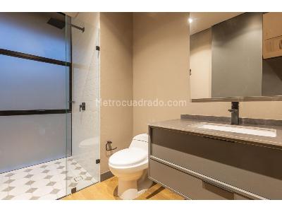 Apartamento de 2 alcobas en venta en El Poblado, Medellín, 140 m² · foto 14 de 18