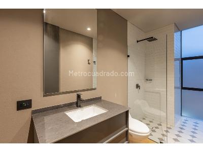 Apartamento de 2 alcobas en venta en El Poblado, Medellín, 140 m² · foto 16 de 18