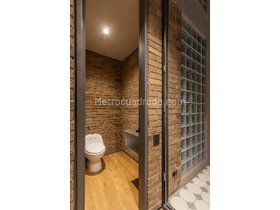 Apartamento de 2 alcobas en venta en El Poblado, Medellín, 140 m² · foto 17 de 18