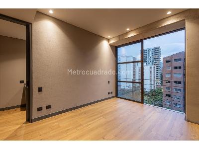 Apartamento de 2 alcobas en venta en El Poblado, Medellín, 140 m² · foto 9 de 18
