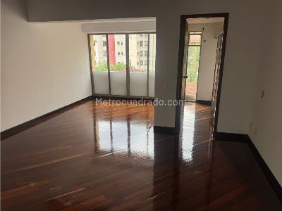 Casa de 3 alcobas en venta en El Poblado, Medellín · foto 11 de 15