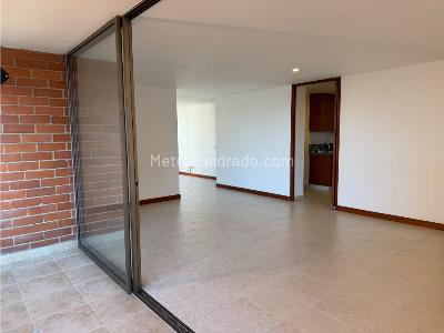 Apartamento en venta en El Poblado, Medellín · foto 7 de 20