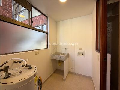 Apartamento en venta en El Poblado, Medellín · foto 10 de 20