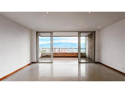 Apartamento de 3 alcobas en venta en El Poblado, Medellín, 127 m² · foto 3 de 20