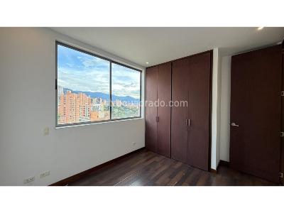 Apartamento de 3 alcobas en venta en El Poblado, Medellín, 127 m² · foto 8 de 20