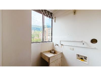 Apartamento de 3 alcobas en venta en El Poblado, Medellín, 127 m² · foto 14 de 20